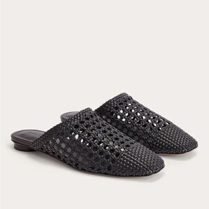 NEW EVERLANE The Day Mule in black woven leather